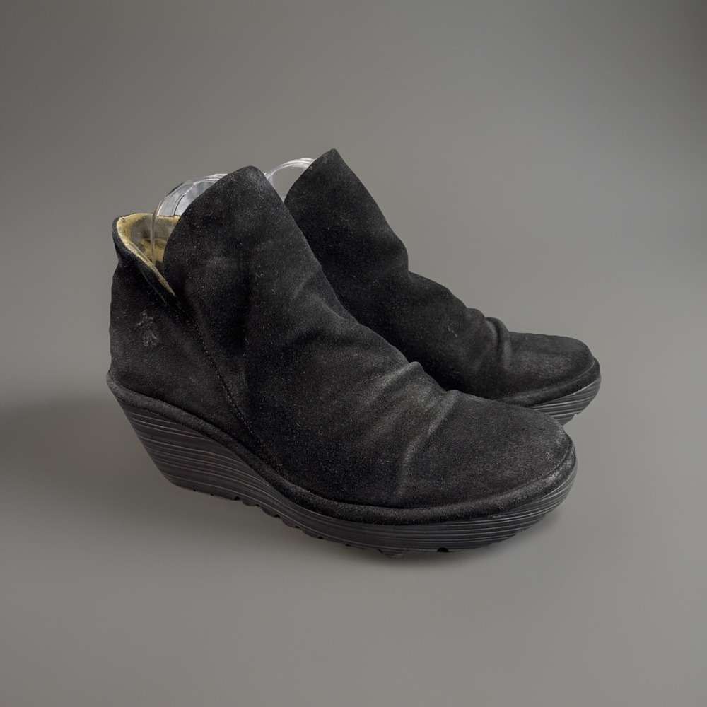 Fly London Yip Black Suede Wedge Ankle Bootie 40/9 Portugal‎ Side Zip Slouchy